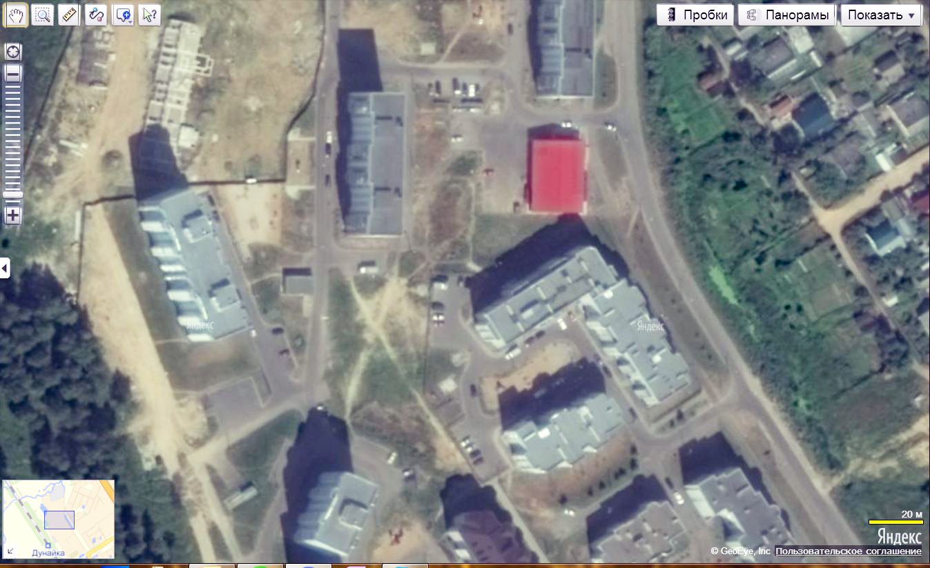 Спутниковый снимок дома 146 и его окружения в 2011 году